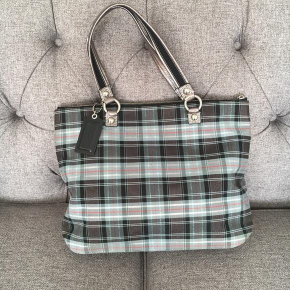 ‼️SOLD‼️ Coach Poppy - Picture 2 of 7